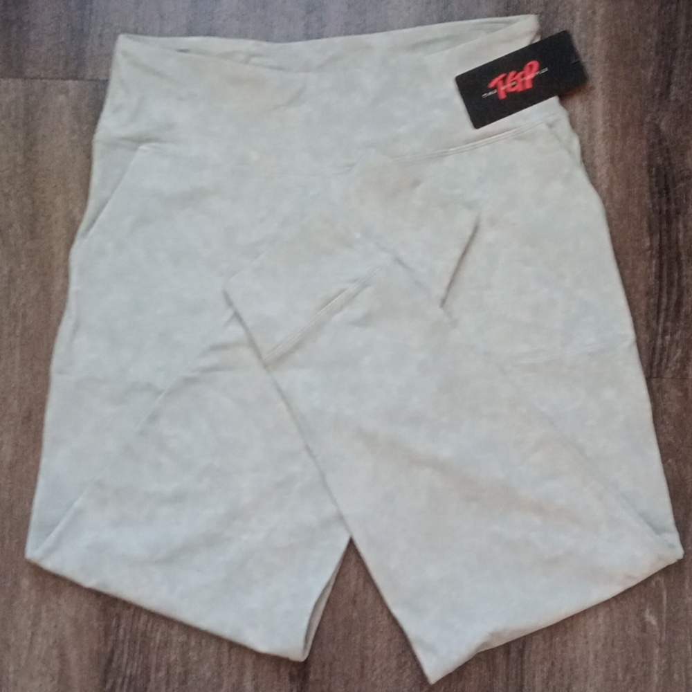 NWT TGP Thick High Waist yoga Pants. Joggers